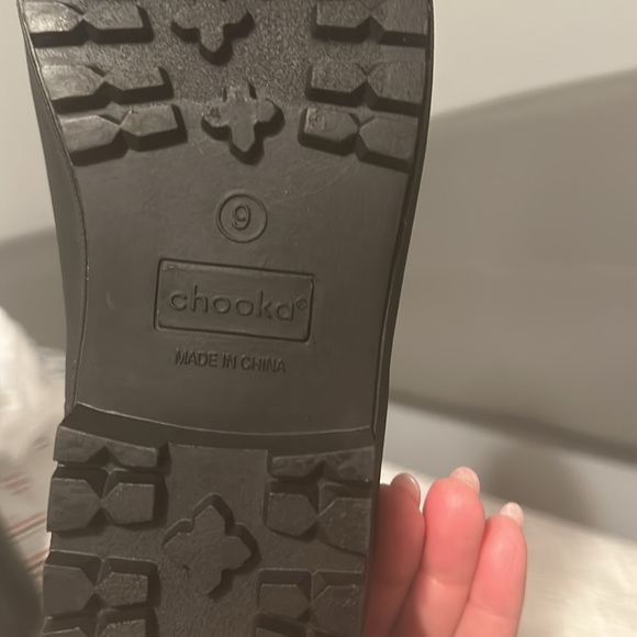 Chooka Chelsea Faux Fur Waterproof Boots - Picture 4 of 9